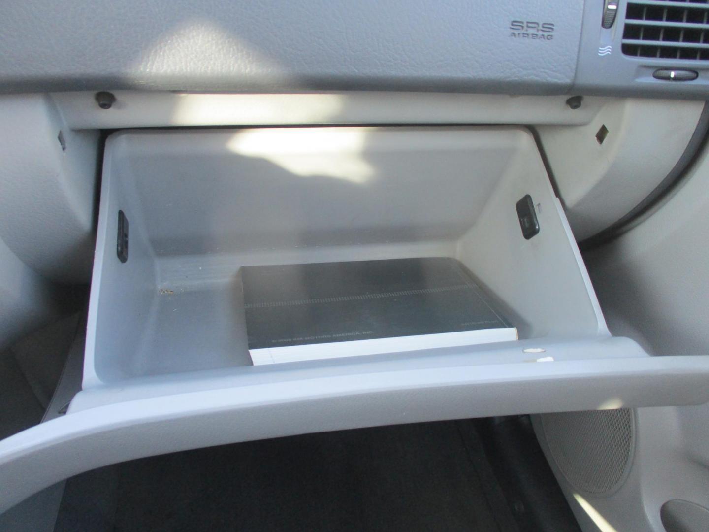 2009 SILVER Kia Spectra EX (KNAFE221095) with an 2.0L L4 DOHC 16V engine, AUTOMATIC transmission, located at 540a Delsea Drive, Sewell, NJ, 08080, (987) 867-5309, 39.752560, -75.111206 - Photo#21