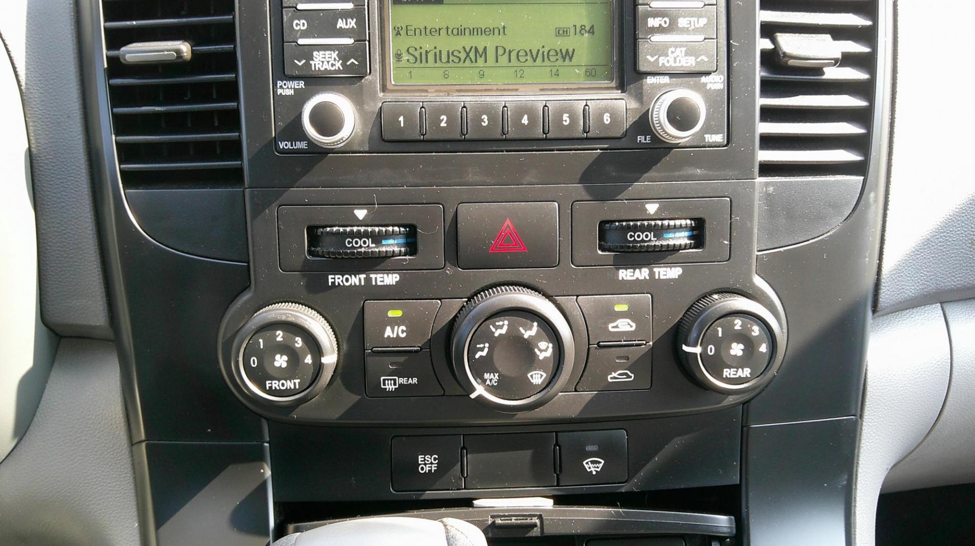 2011 GRAY Kia Sedona LX LWB (KNDMG4C76B6) with an 3.8L V6 DOHC 24V engine, 5-Speed Automatic transmission, located at 540a Delsea Drive, Sewell, NJ, 08080, (987) 867-5309, 39.752560, -75.111206 - Photo#24