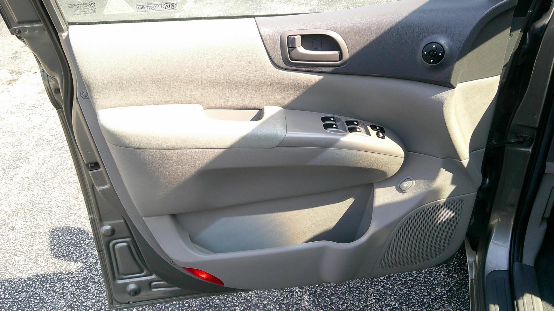 2011 GRAY Kia Sedona LX LWB (KNDMG4C76B6) with an 3.8L V6 DOHC 24V engine, 5-Speed Automatic transmission, located at 540a Delsea Drive, Sewell, NJ, 08080, (987) 867-5309, 39.752560, -75.111206 - Photo#12