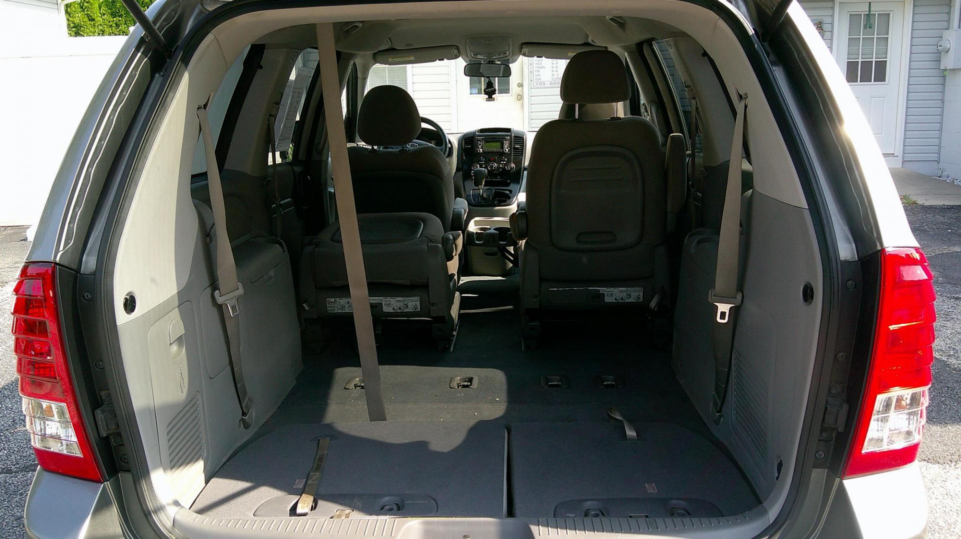 2011 GRAY Kia Sedona LX LWB (KNDMG4C76B6) with an 3.8L V6 DOHC 24V engine, 5-Speed Automatic transmission, located at 540a Delsea Drive, Sewell, NJ, 08080, (987) 867-5309, 39.752560, -75.111206 - Photo#30