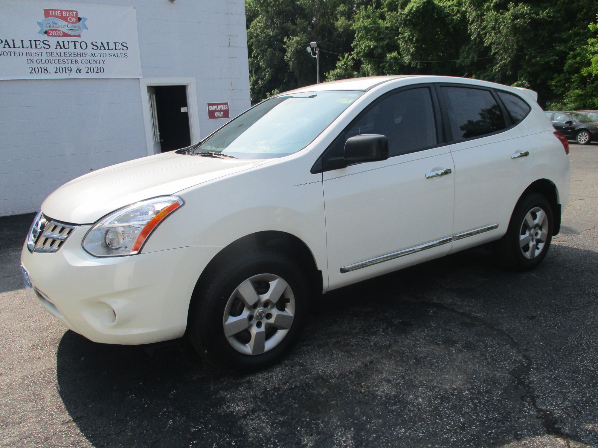 photo of 2013 Nissan Rogue S 2WD